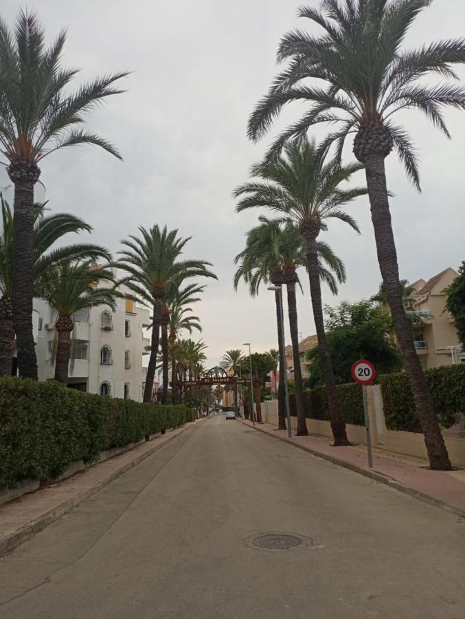 Alojamiento Con Piscina Y Chiringuito Dénia Esterno foto